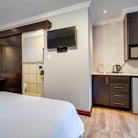 The Nightingale Guesthouse 블룸폰테인 외부 사진