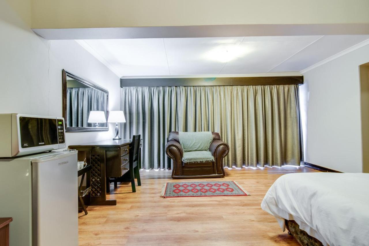 The Nightingale Guesthouse 블룸폰테인 외부 사진