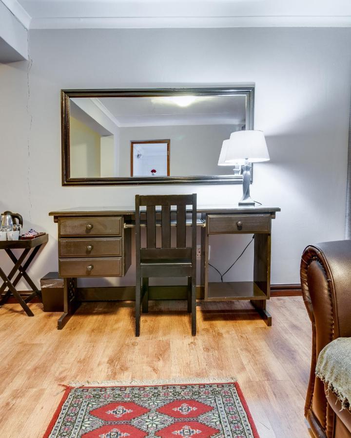 The Nightingale Guesthouse 블룸폰테인 외부 사진