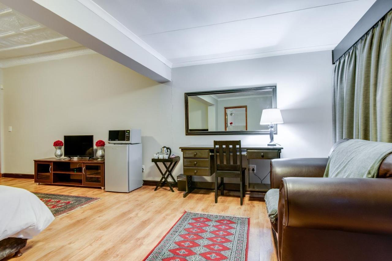 The Nightingale Guesthouse 블룸폰테인 외부 사진